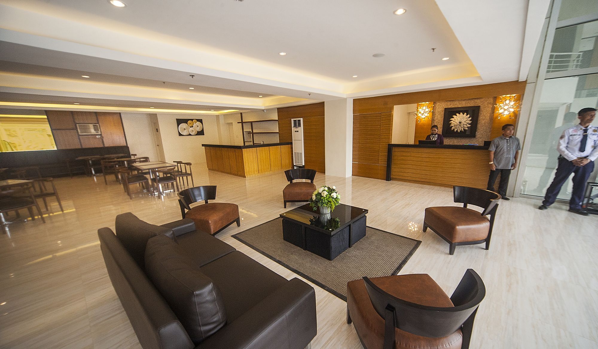 Ns Royal Hotel Cebu Екстериор снимка