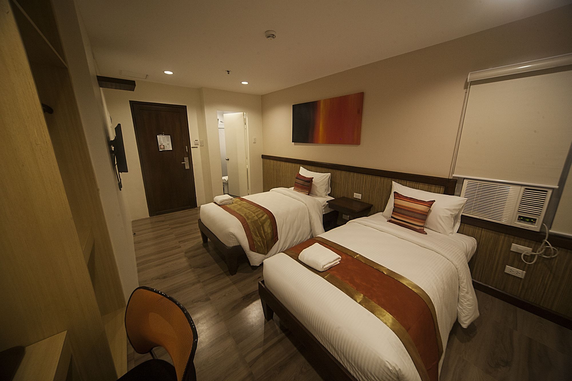 Ns Royal Hotel Cebu Екстериор снимка